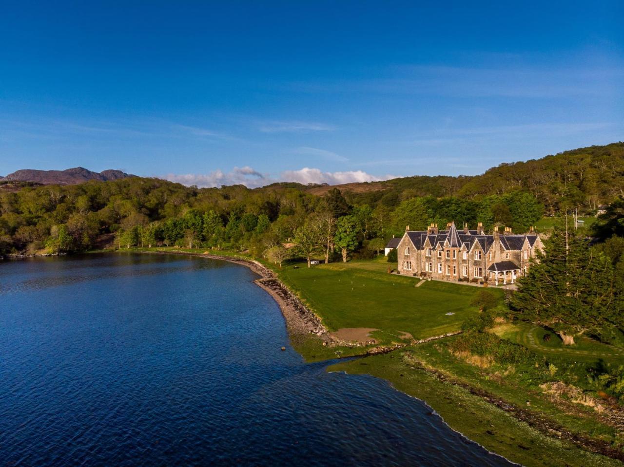 Shieldaig Lodge Hotel Гейрлок Экстерьер фото